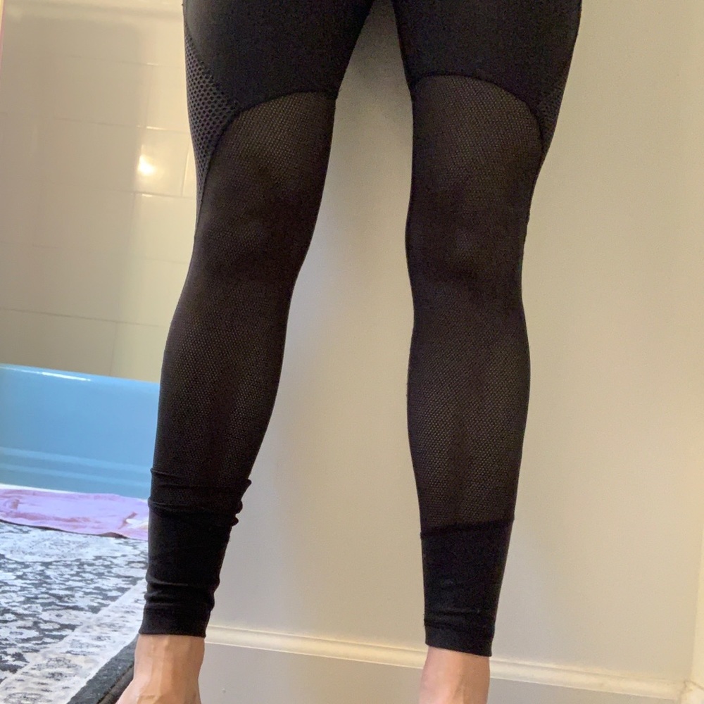 Victoria secret sport fishnet legging xs